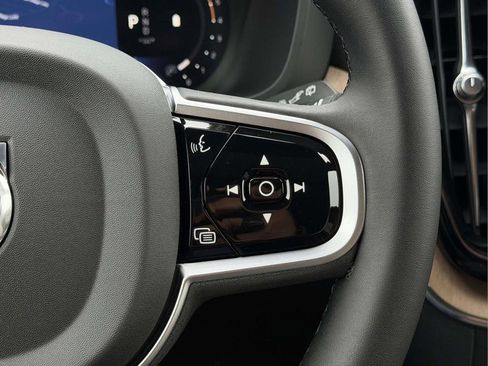 New 2026 Volvo XC60 B5 Plus w/ Protection Package Premier image 9