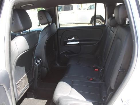 Used 2022 Mercedes-Benz GLB 250 image 37