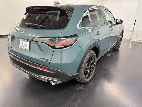 New 2027 Honda HR-V Sport image 9