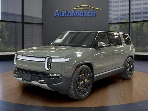 Used 2023 Rivian R1S Launch Edition Quad AWD/4WD image 3
