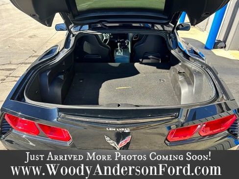Used 2015 Chevrolet Corvette Stingray Coupe image 6