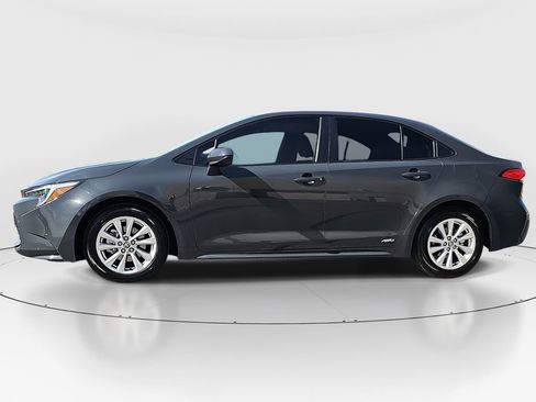 Certified 2024 Toyota Corolla LE w/ LE Convenience Package image 8