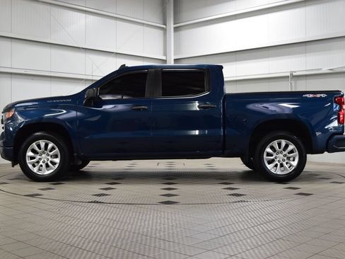 Used 2023 Chevrolet Silverado 1500 Custom AWD/4WD image 4