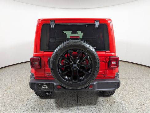 Used 2025 Jeep Wrangler Sahara w/ Safety Group image 6