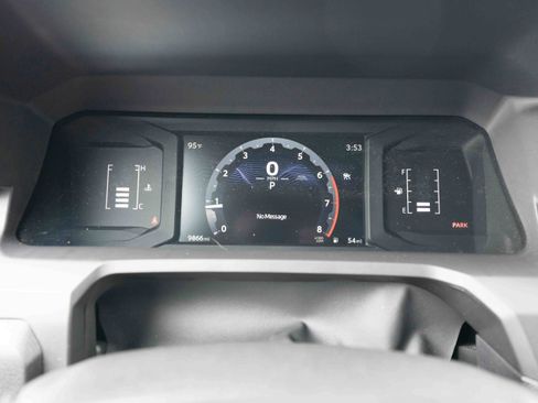 Used 2025 Toyota Tacoma SR5 AWD/4WD image 16