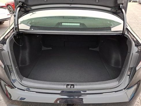 Used 2024 Toyota Corolla LE FWD image 28