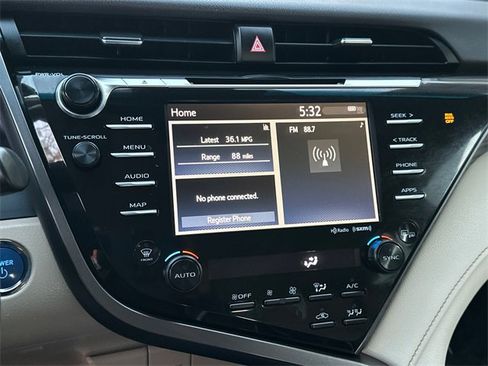 Certified 2019 Toyota Camry XLE image 23