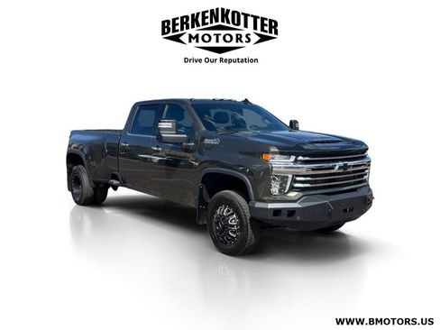 Used 2023 Chevrolet Silverado 3500 High Country AWD/4WD image 1