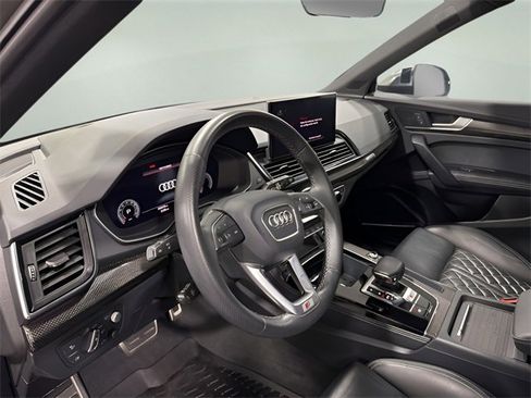 Used 2023 Audi SQ5 Prestige w/ Prestige Package image 10