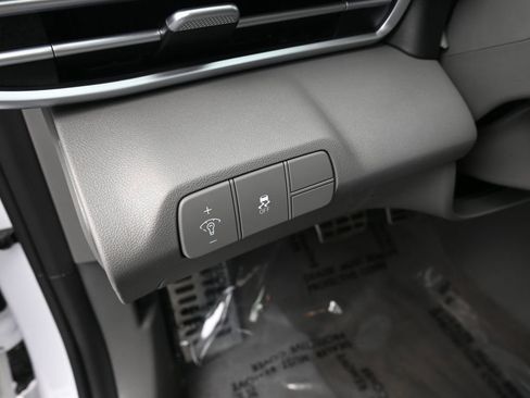 Certified 2026 Hyundai Elantra Sport image 26