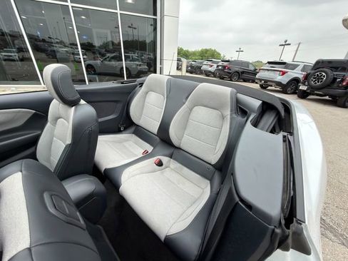 Used 2024 Ford Mustang Convertible RWD image 18