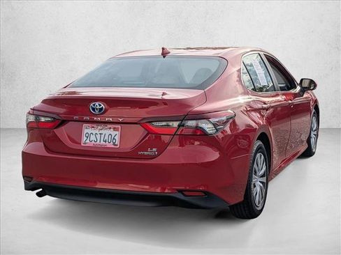 Used 2023 Toyota Camry LE image 5