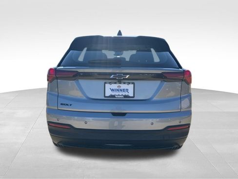 New 2027 Chevrolet Bolt LT w/ Comfort Package FWD image 4