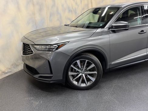 Certified 2025 Acura MDX SH-AWD w/ Technology Package image 2