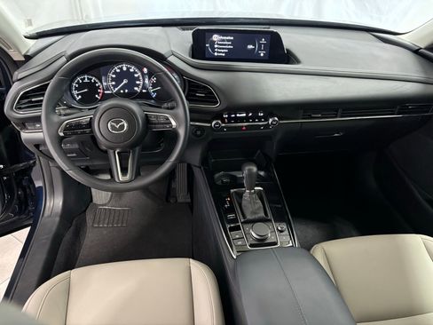 Certified 2025 MAZDA CX-30 AWD 2.5 S w/ Preferred Package image 18