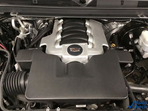 Used 2017 Cadillac Escalade Luxury image 42