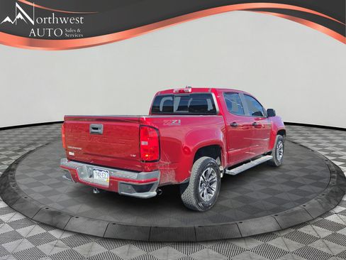 Used 2021 Chevrolet Colorado Z71 w/ Safety Package AWD/4WD image 5