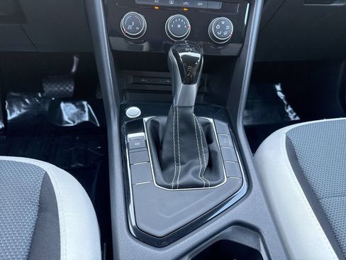Used 2025 Volkswagen Taos S FWD image 21