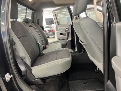 Used 2016 RAM 1500 Big Horn image 33