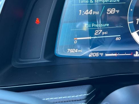 Used 2023 Chevrolet Corvette Stingray Coupe w/ Z51 Performance Package image 24