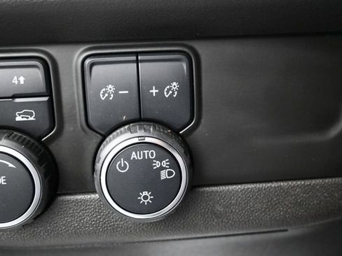 Used 2022 Chevrolet Tahoe LT AWD/4WD image 24