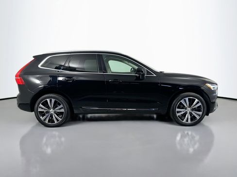 Certified 2023 Volvo XC60 B5 Plus w/ Climate Package image 5