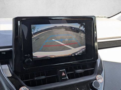 Used 2023 Toyota Corolla LE FWD image 14