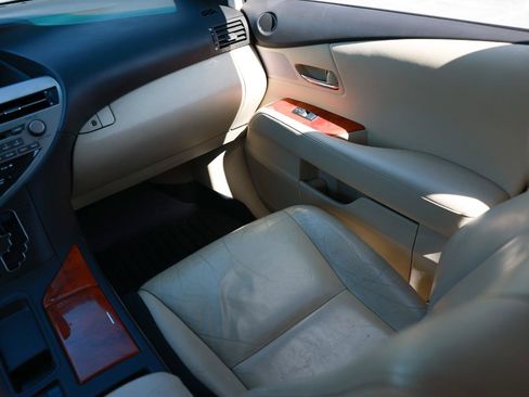 Used 2010 Lexus RX 350 2WD image 22