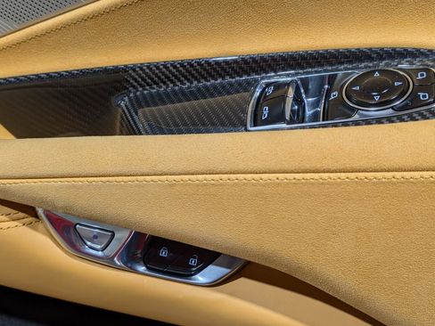 Used 2022 Chevrolet Corvette Stingray Premium Cpe w/ Z51 Performance Package image 15