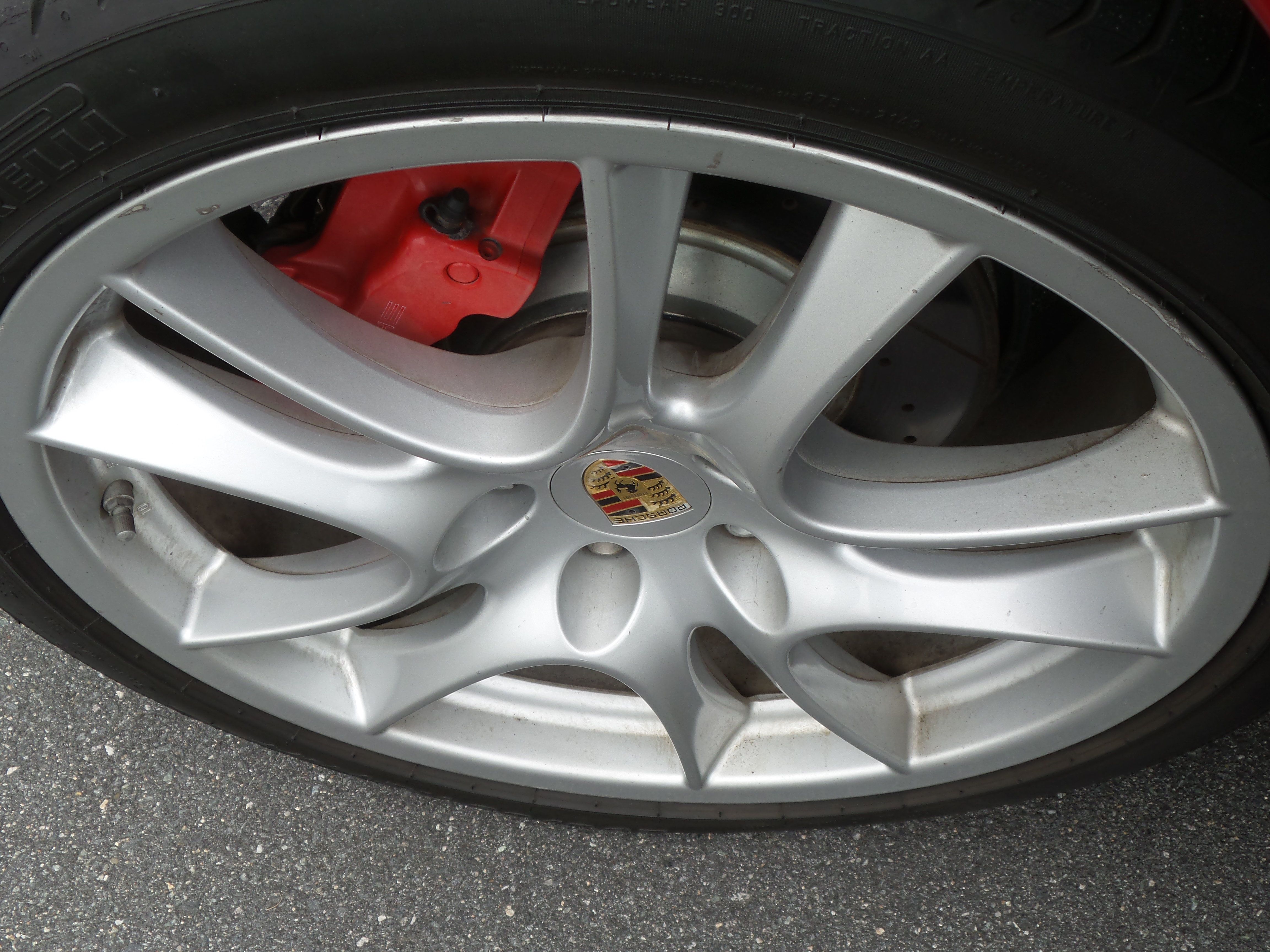 Used 2009 Porsche Cayenne GTS AWD/4WD image 16