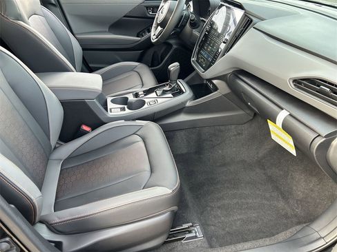 New 2026 Subaru Crosstrek 2.5i Limited w/ Crosstrek Mirror Package image 8