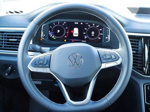 Used 2023 Volkswagen Atlas Cross Sport SE w/ Panoramic Sunroof Package AWD/4WD image 20