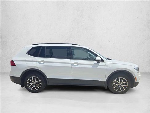 Used 2021 Volkswagen Tiguan S FWD image 4