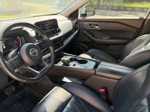 Used 2021 Nissan Rogue Platinum FWD image 10