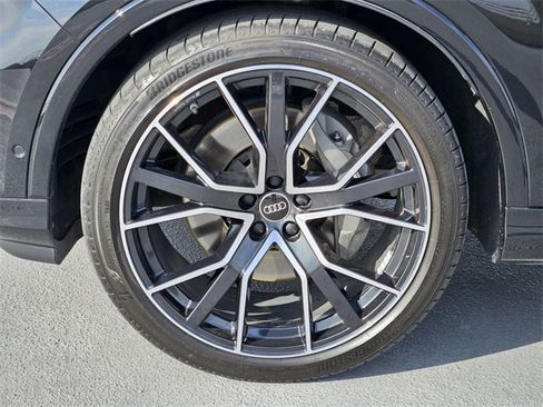 Used 2023 Audi Q7 3.0T Prestige image 10
