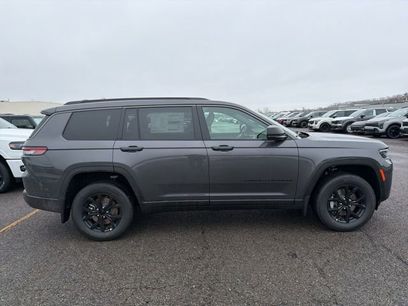 New 2026 Jeep Grand Cherokee L 4WD