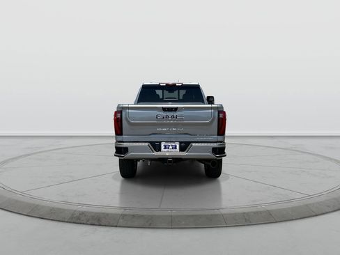 New 2026 GMC Sierra 3500 Denali Ultimate AWD/4WD image 7