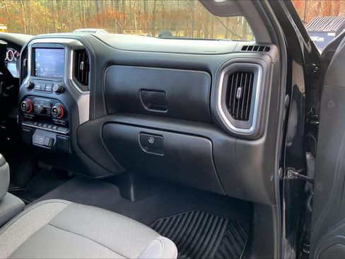 Used 2021 Chevrolet Silverado 1500 RST image 18