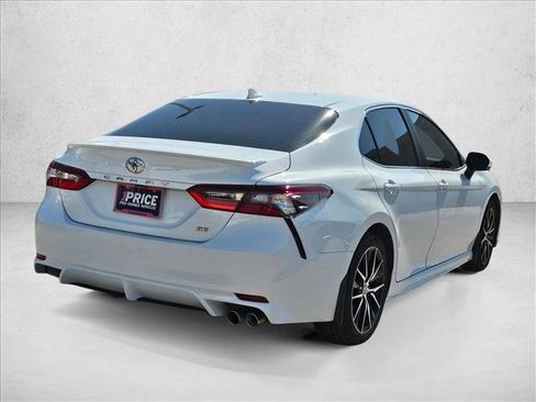 Used 2023 Toyota Camry SE w/ Convenience Package FWD image 5