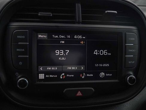 Certified 2024 Kia Soul LX w/ Option Group 015 image 17