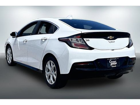 Used 2017 Chevrolet Volt Premier w/ Driver Confidence Package FWD image 4