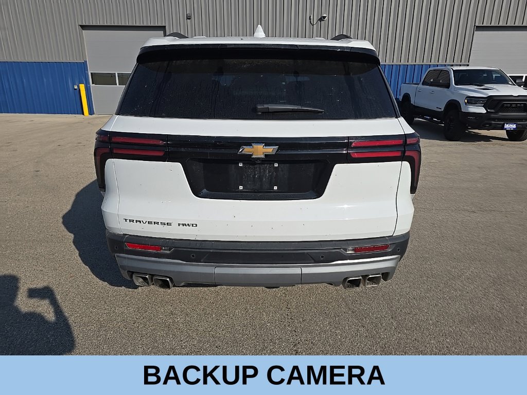 Used 2026 Chevrolet Traverse LT AWD/4WD image 5