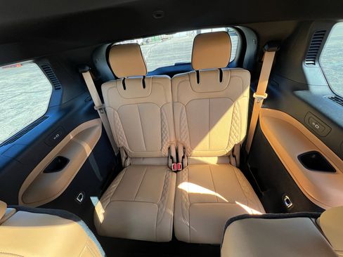 Used 2025 Jeep Grand Cherokee L Summit w/ Advanced Protech Group IV image 15