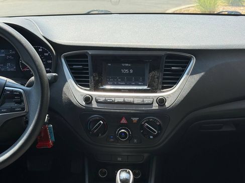 Used 2019 Hyundai Accent SE FWD image 14