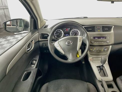 Used 2014 Nissan Sentra SR FWD image 20