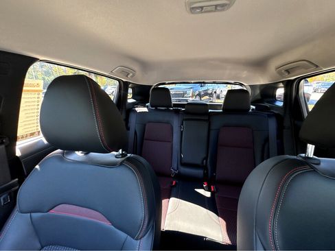New 2026 Nissan Kicks SR FWD image 37