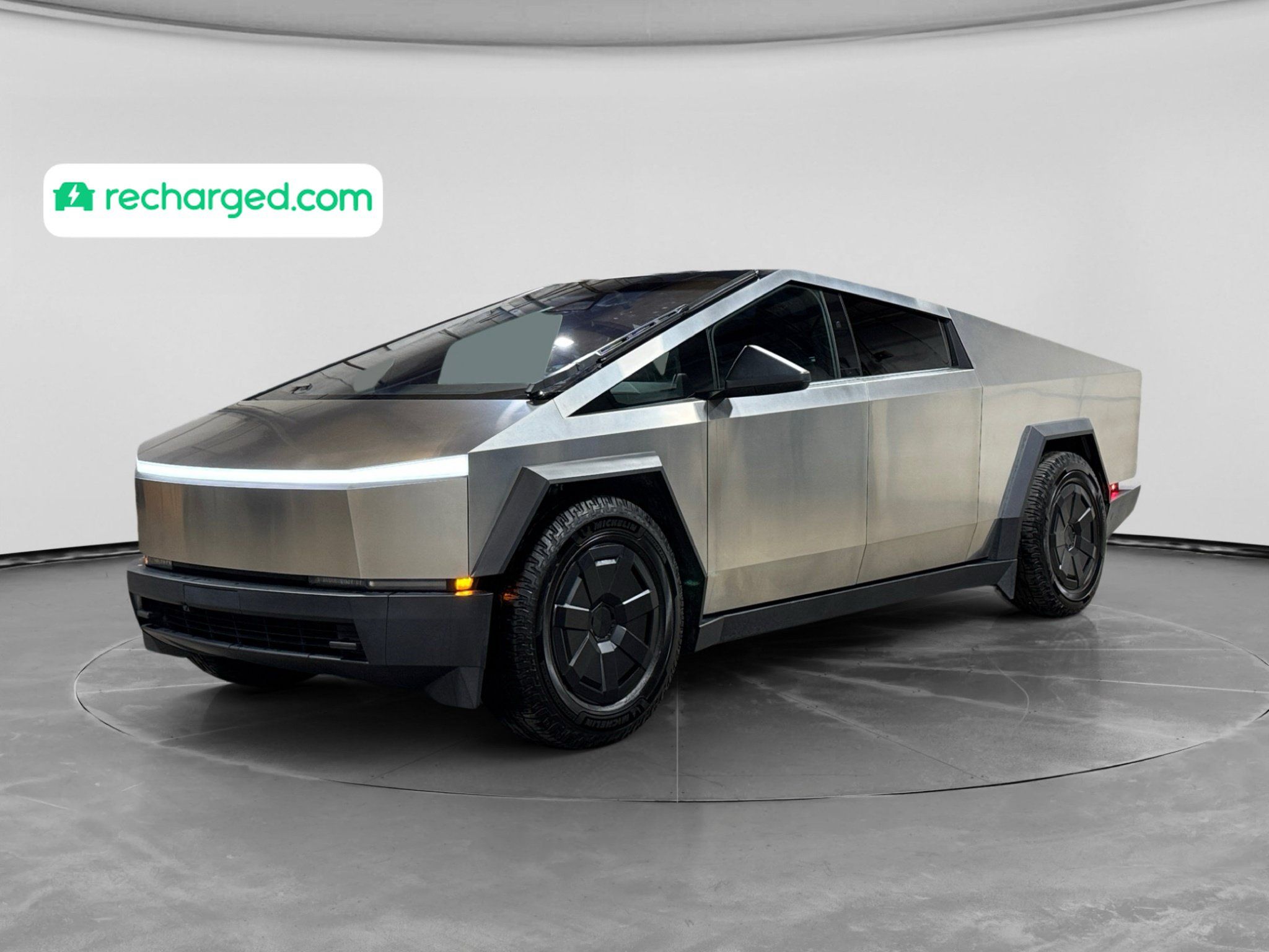 Used 2024 Tesla Cybertruck AWD Crew Cab image 1