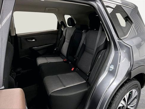 Used 2023 Nissan Rogue SV image 26