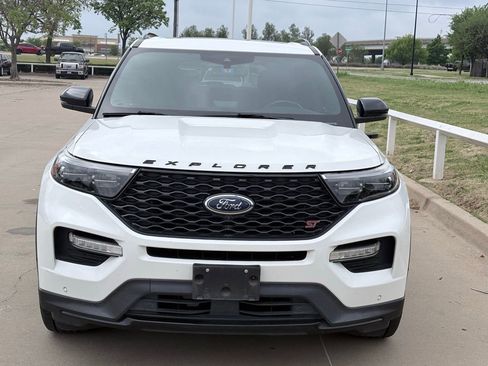 Used 2020 Ford Explorer ST w/ Premium Technology Package image 2