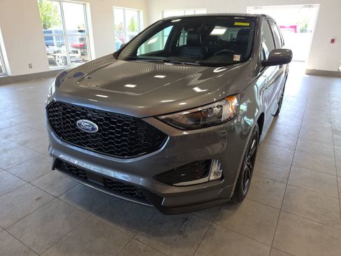 Used 2024 Ford Edge ST-Line AWD/4WD image 2